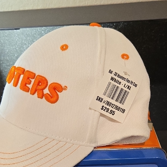 Rare Hooters Air Blue and Orange Lunchbox with Thermos And Hat - Picture 9 of 10